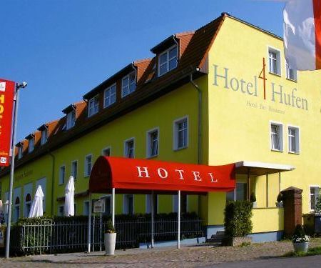 Hotel 4 Hufen Großziethen Exteriör bild